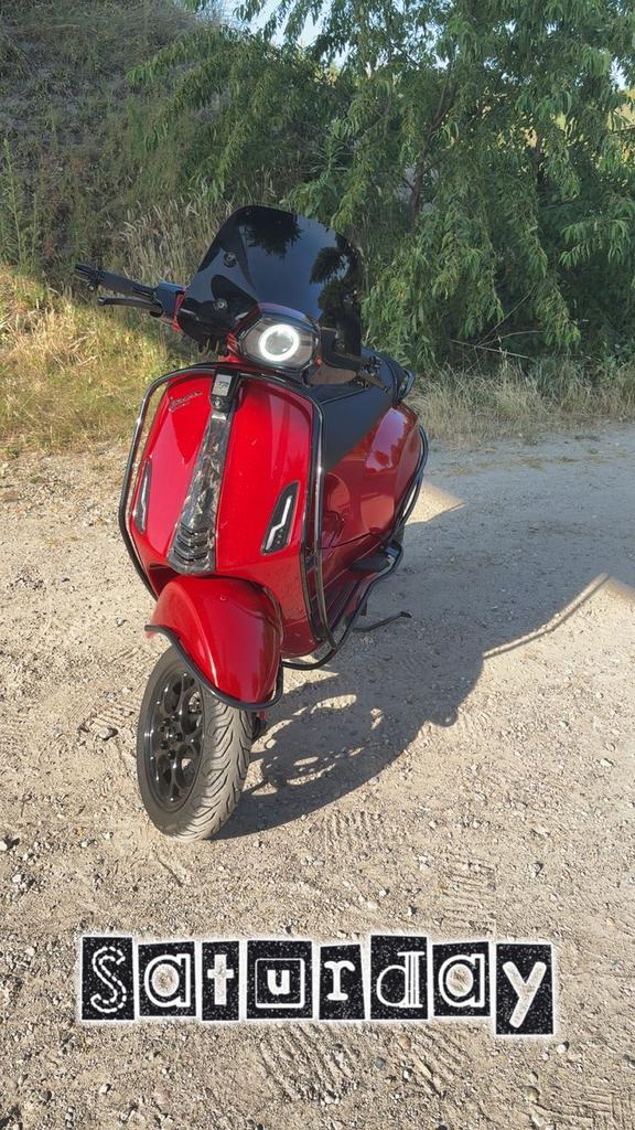 Vespa 80cc 4v, Fietsen en Brommers, Scooters | Vespa, Zo goed als nieuw, Overige modellen, Benzine, Ophalen