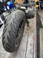 Vespa sprint velg en achterband, Ophalen of Verzenden, Nieuw