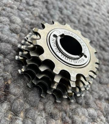 Vintage Shimano DURA ACE 5-speed Freewheel 352g Steel beschikbaar voor biedingen
