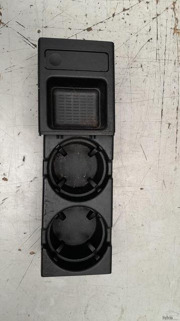 Bekerhouder en muntenhouder BMW 3 serie E46 51168248504 8248 beschikbaar voor biedingen