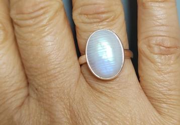 zilveren ring met natuurlijke Maansteen steen zilver 925