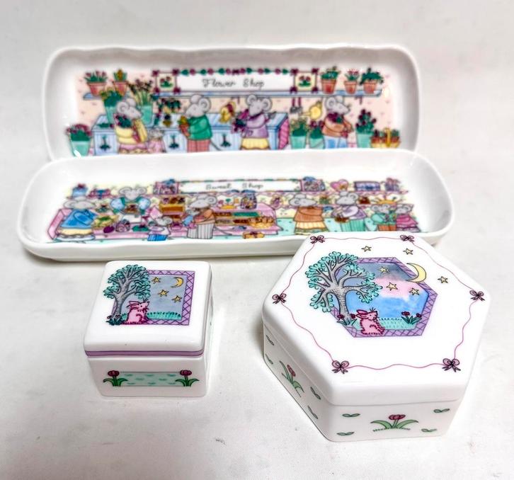 Wedgwood bone china set van 4 *design*vintage*, Verzamelen, Porselein, Kristal en Bestek, Nieuw, Bord of Schaal, Porselein, Ophalen of Verzenden