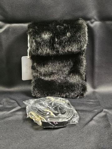 FAUX FUR TASJE- ZWART beschikbaar voor biedingen