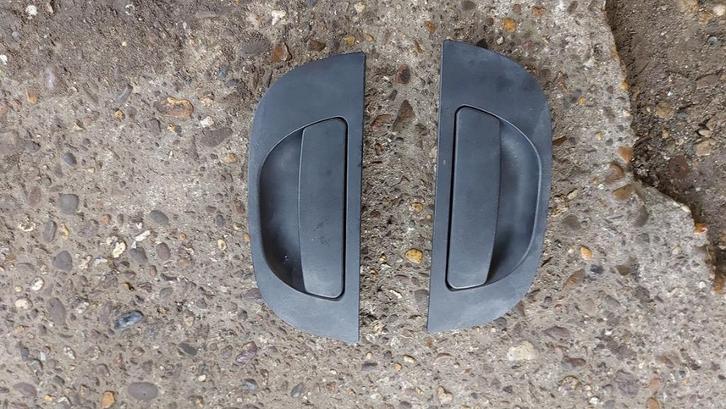 Set achterste buitenste deurhendels Alfa 147 uit 2006, Auto diversen, Overige Auto diversen, Ophalen of Verzenden