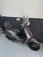 Vespa Sprint Iget 2018 4Takt Snorscooter ( Lichte Schade ), Fietsen en Brommers, Scooters | Vespa, Ophalen