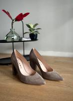 Suède Tiffi pumps NIEUW, Ophalen of Verzenden, Nieuw, Overige kleuren