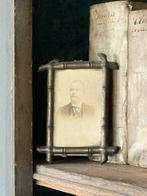 Antiek lijstje met foto, Ophalen of Verzenden