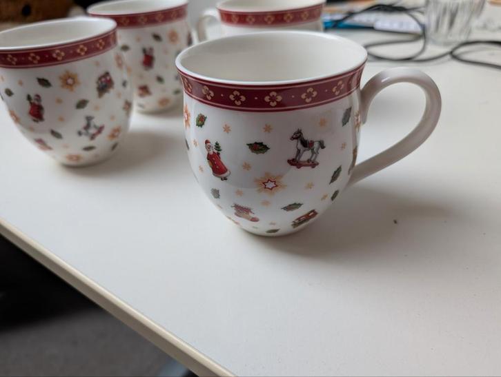 Villeroy en Boch Christmas Toys Delight grote mokken NIEUW, Huis en Inrichting, Keuken | Servies, Nieuw, Kop(pen) en/of Schotel(s)