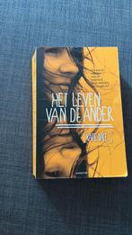 Het leven van een ander van Kate Dale paperback, Boeken, Ophalen of Verzenden, Gelezen