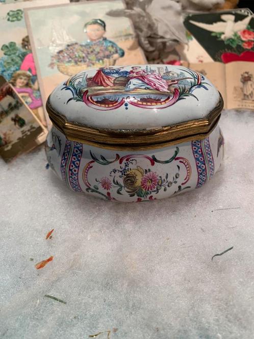 Franse antieke tabaksdoos, Antiek en Kunst, Antiek | Porselein, Ophalen of Verzenden