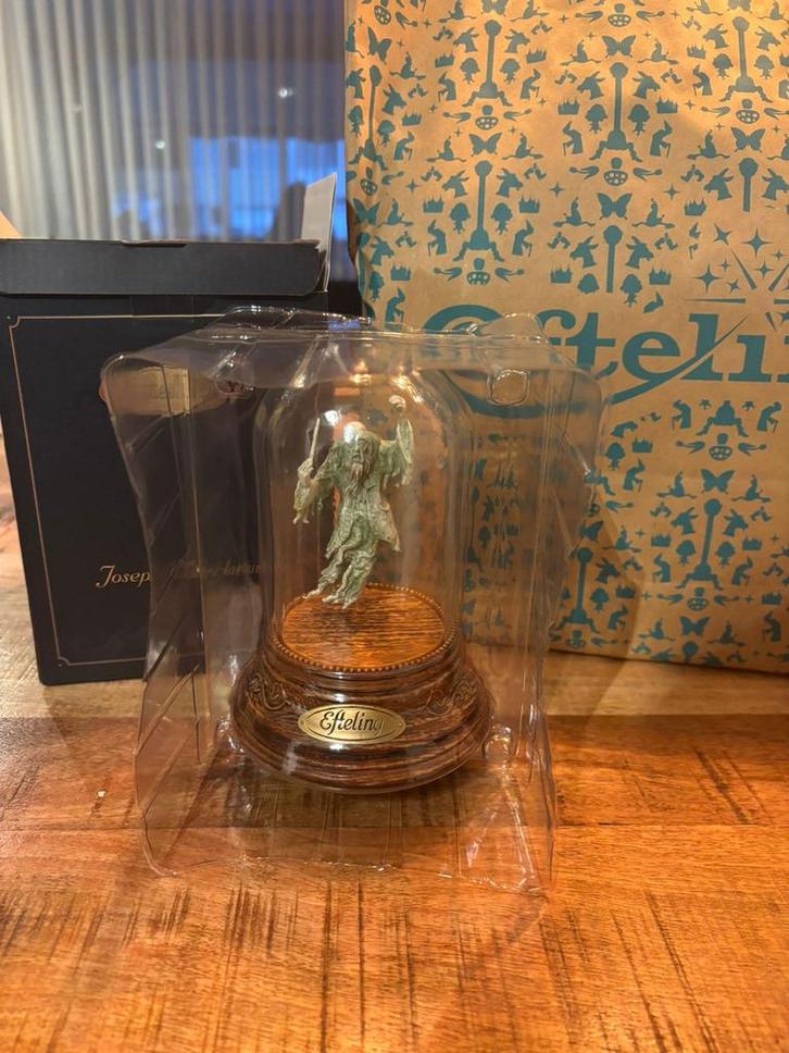 Efteling Danse Macabre Joseph Charlatan Souvenir, Verzamelen, Efteling, Zo goed als nieuw, Beeldje of Poppetje, Ophalen of Verzenden