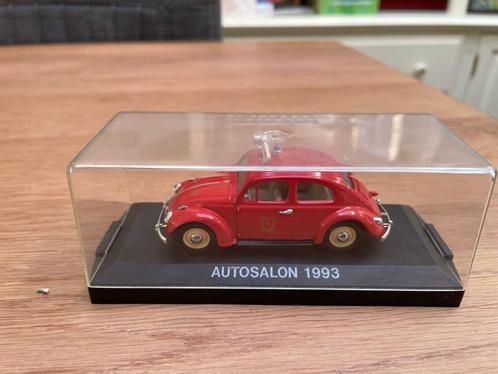 VW 1200 en politie auto, Hobby en Vrije tijd, Modelauto's | Overige schalen, Zo goed als nieuw, Verzenden