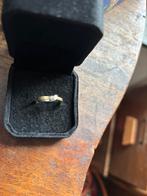 Goud ringetje nieuw met briljantjes 150€, Ophalen of Verzenden, Zo goed als nieuw