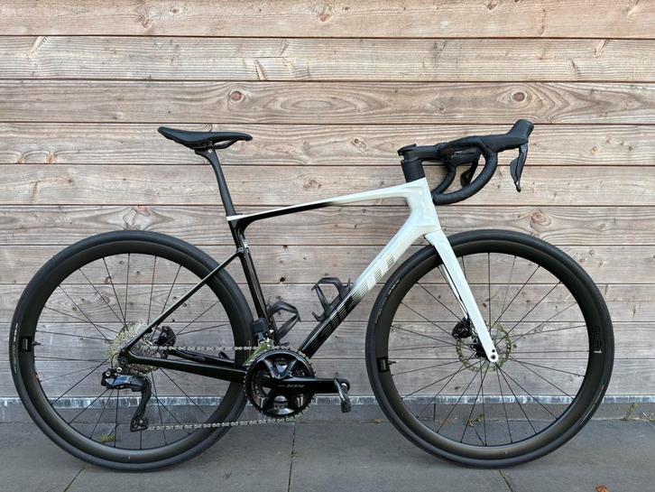 Giant Defy Advanced Pro 1 - Maat M - Di2, Fietsen en Brommers, Fietsen | Racefietsen, Zo goed als nieuw, Giant, Meer dan 20 versnellingen