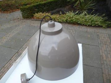 Hanglamp. beschikbaar voor biedingen