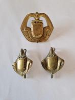 Baret embleem infanterie voetjes direct, Verzamelen, Militaria | Algemeen, Ophalen of Verzenden, Landmacht, Nederland, Embleem of Badge