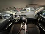 Renault Kadjar 1.2 TCe Bose/NAVI/XENON/PDC/CAMERA/NL-AUTO NA, Voorwielaandrijving, Stof, Gebruikt, 4 cilinders