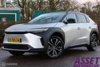 Toyota bZ4X Premium 71 kWh EV-KORTING! | pano | stoelkoeling, Auto's, Gebruikt, 71 kWh, Leder en Stof, Origineel Nederlands