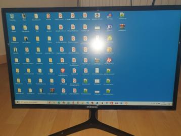 Samsung  monitor beschikbaar voor biedingen