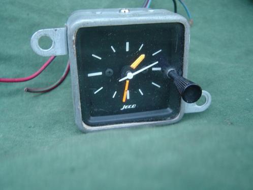 JECO 12 volts auto klokje Mazda ?? jaren 70/80, Auto-onderdelen, Dashboard en Schakelaars, Oldtimer onderdelen, Gebruikt, Ophalen of Verzenden
