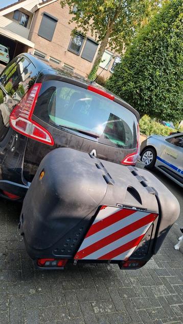 Superhandige trekhaakkoffer te huur 390L!   beschikbaar voor biedingen