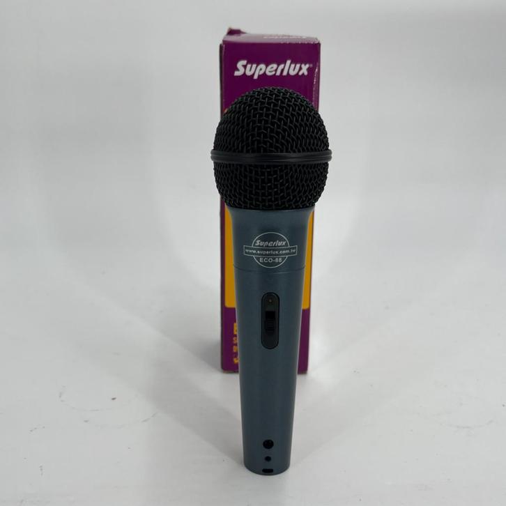 Superlux ECO88 Dynamic Microfoon, Muziek en Instrumenten, Microfoons, Zo goed als nieuw