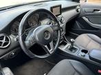 Mercedes-benz A-klasse 180 Ambition Cruise Navi Pdc BT, Auto's, Voorwielaandrijving, 65 €/maand, Stof, Gebruikt