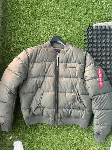 Alpha industries  MA-1  PUFFER BOMBER MAAT 3Xl beschikbaar voor biedingen