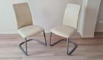 2 Beige Eetkamerstoelen - Imitatieleer, Huis en Inrichting, Stoelen, Ophalen, Twee, Overige kleuren, Zo goed als nieuw