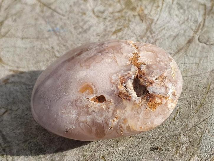 Mooi roze bloemagaat handsteen, Verzamelen, Mineralen en Fossielen, Ophalen of Verzenden