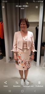 Moeder van de bruid, Ophalen, Maat 42/44 (L), Zo goed als nieuw, Roze