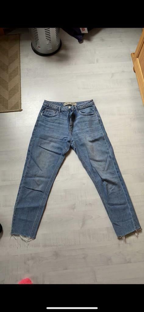 Mom mum jeans spijkerbroek 36 Blauw broek, Kleding | Dames, Spijkerbroeken en Jeans, Zo goed als nieuw, W28 - W29 (confectie 36)