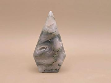 Mosagaat druppel – gepolijst, zelfstaand – 8,5 cm hoog beschikbaar voor biedingen