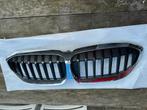 Grill BMW 3 serie G21, Gebruikt, Voor, Ophalen of Verzenden, Bumper