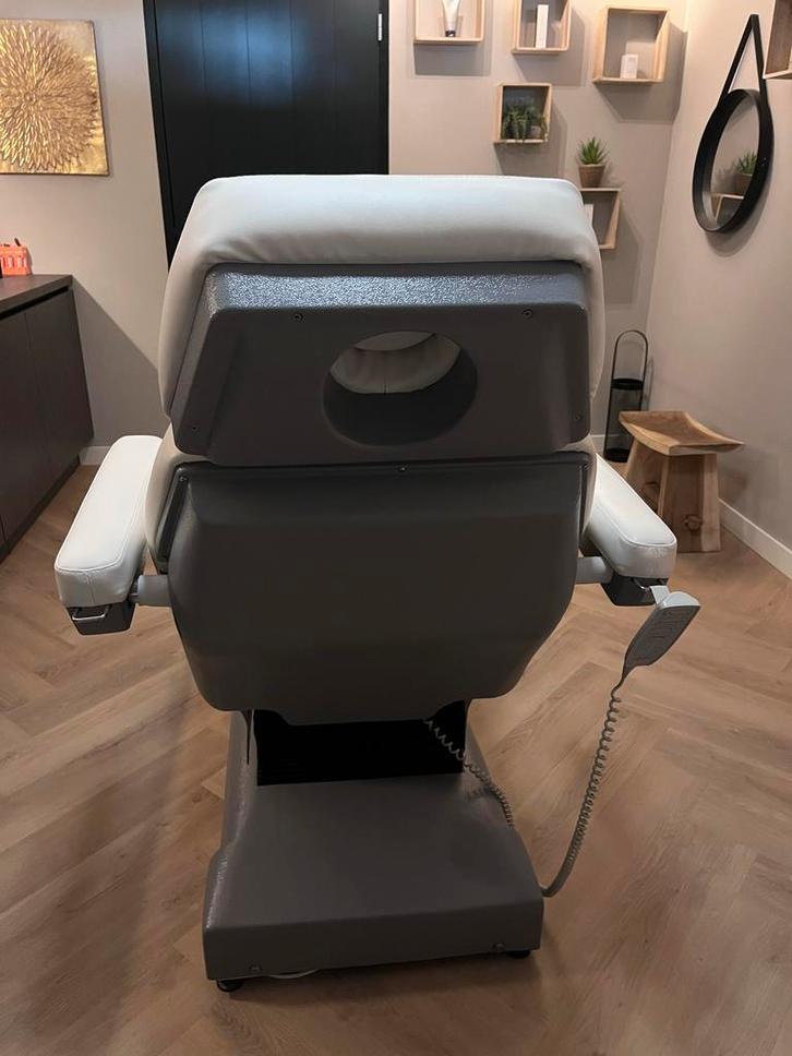 Bellezi behandelstoel - Super comfortabel!, Sport en Fitness, Gezondheidsproducten en Wellness, Gebruikt, Overige typen, Ophalen