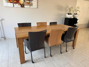 Eiken houten Eettafel (gelakt) 220 x 100 cm beschikbaar voor biedingen