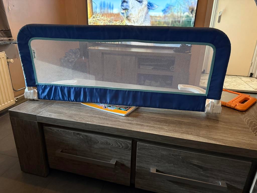 Tekoop bed hekje, Ophalen, Zo goed als nieuw, Minder dan 140 cm, Matras