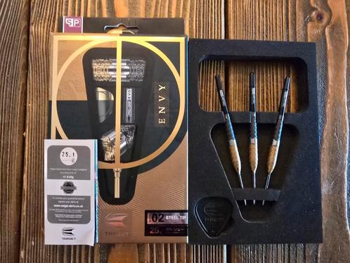 Target Cult Envy 02 25GR, Sport en Fitness, Darts, Zo goed als nieuw, Pijlen, Ophalen of Verzenden