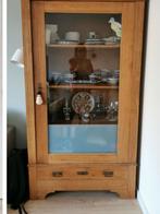 Bijna gratis houten vitrinekast, dressoir van massief eiken, Ophalen, Gebruikt, 50 tot 75 cm, 100 tot 150 cm