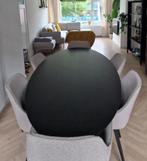 Zwarte houten ovale eettafel 220x100cm, Huis en Inrichting, Tafels | Eettafels, Ophalen, Gebruikt, 100 tot 150 cm, 200 cm of meer