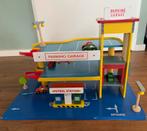 Base Toys houten parkeergarage, Ophalen, Gebruikt