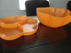 Tupperware grote schaal serveerschaal Nieuwstaat 37 cm  15 H, Huis en Inrichting, Ophalen of Verzenden, Nieuw, Oranje, Schaal