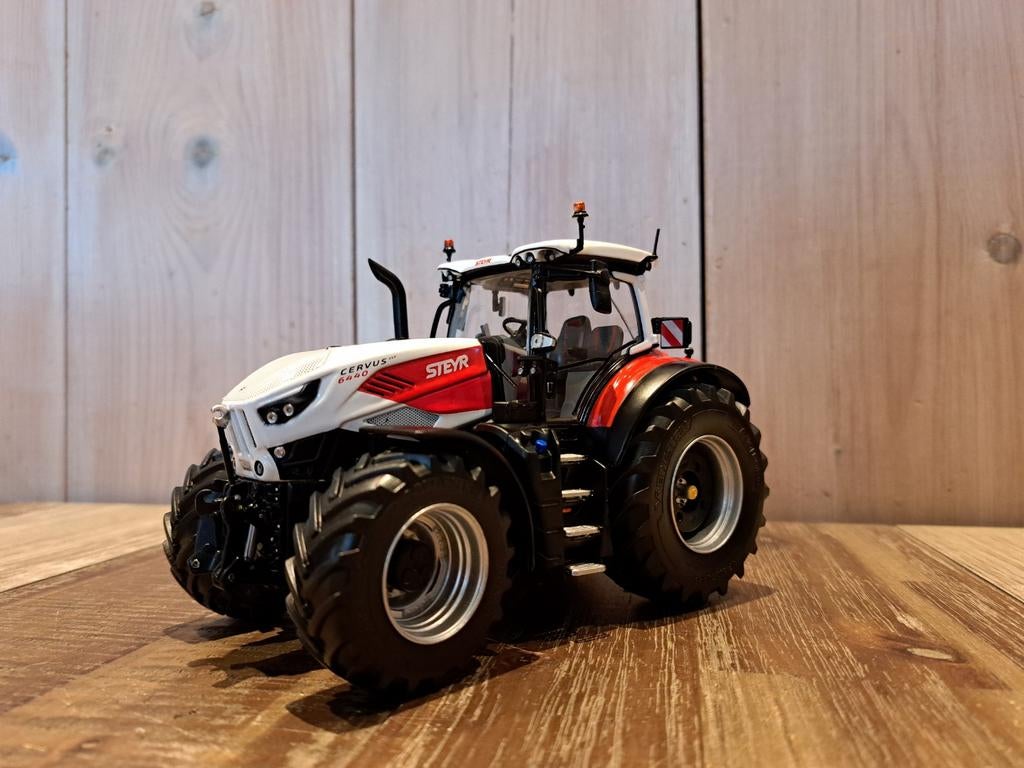 Marge Models Steyr Cervus 6440 CVT, Hobby en Vrije tijd, Modelauto's | 1:32, Nieuw, Tractor of Landbouw, Overige merken, Ophalen of Verzenden