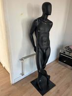 etalagepop man paspop, Ophalen