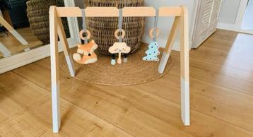 Petit Amélie babygym beschikbaar voor biedingen