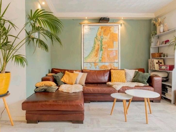 Prachtige eyecatcher bank van buffelleer, Huis en Inrichting, Banken | Bankstellen, Gebruikt, Hoekbank, Vierpersoons of meer, 250 tot 300 cm