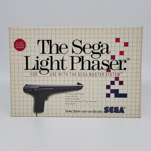 The Sega Light Phaser Sega Master System Controller Lightgun, Spelcomputers en Games, Games | Sega, Gebruikt, Master System, 1 speler
