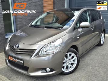Toyota Verso 1.8 VVT-i Business Titanium Navigatie/Trekhaak/ beschikbaar voor biedingen