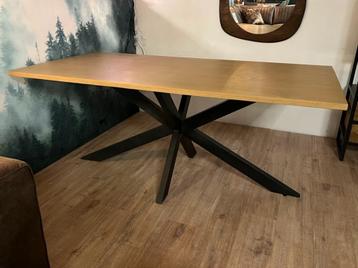Luna eettafel eiken 180 cm beschikbaar voor biedingen