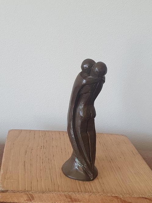 Geert Kunen  Man en vrouw in een omhelzing, Antiek en Kunst, Kunst | Beelden en Houtsnijwerken, Ophalen